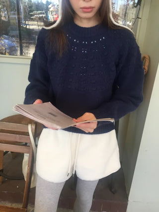 Cozy, fluffy sherpa shorts Winter daily effortless chic look