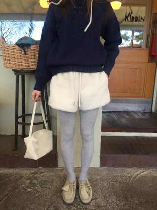 Cozy, fluffy sherpa shorts Winter daily effortless chic look