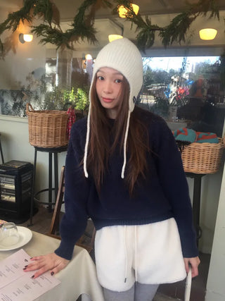 Cozy, fluffy sherpa shorts Winter daily effortless chic look
