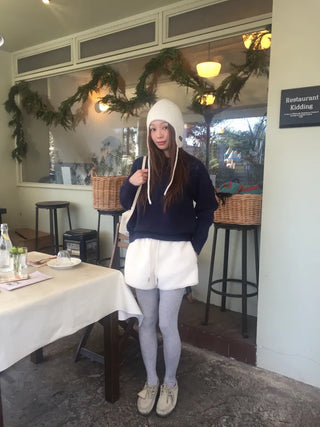 Cozy, fluffy sherpa shorts Winter daily effortless chic look