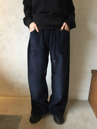 Hip corduroy wide-leg pants Street style effortless chic daily look