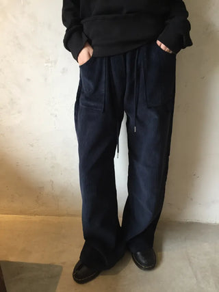 Hip corduroy wide-leg pants Street style effortless chic daily look