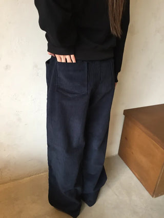 Hip corduroy wide-leg pants Street style effortless chic daily look