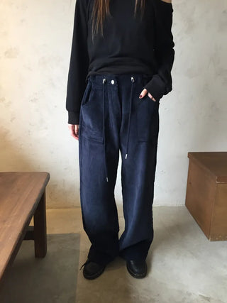 Hip corduroy wide-leg pants Street style effortless chic daily look