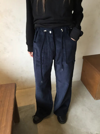 Hip corduroy wide-leg pants Street style effortless chic daily look