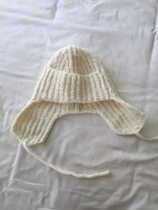 Cozy Knit Earflap Hat  – Winter Essential for a Casual Chic
