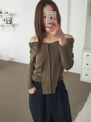 Sensual fit off-shoulder long sleeve