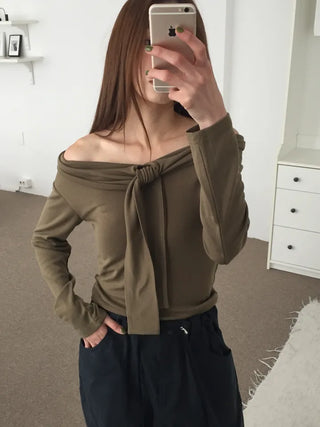 Sensual fit off-shoulder long sleeve