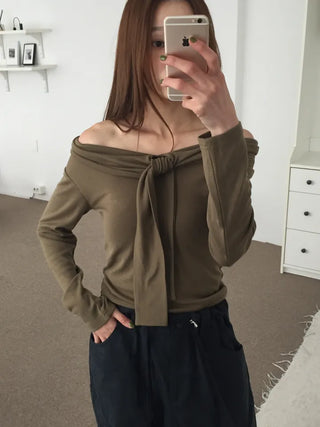 Sensual fit off-shoulder long sleeve