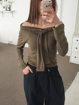 Sensual fit off-shoulder long sleeve