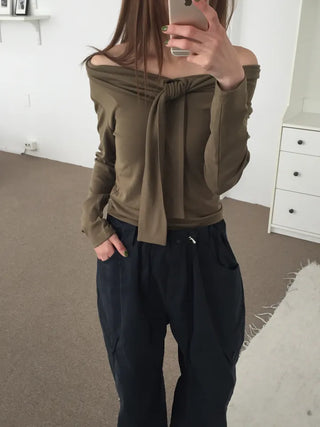 Sensual fit off-shoulder long sleeve