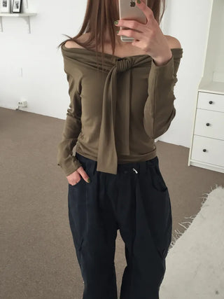 Sensual fit off-shoulder long sleeve