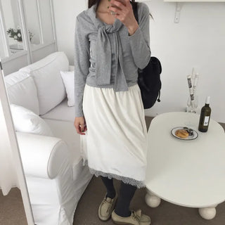 Delicate fit lace hem polyester skirt