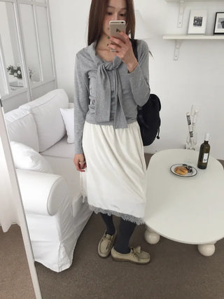 Delicate fit lace hem polyester skirt