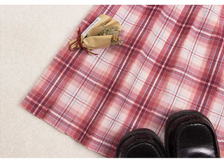 JK plaid skirt