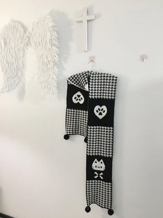 kitten houndstooth scarf