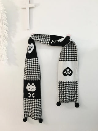 kitten houndstooth scarf