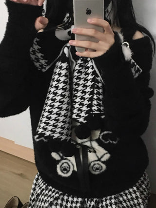 kitten houndstooth scarf