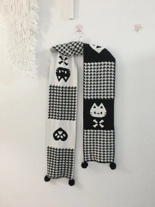 kitten houndstooth scarf