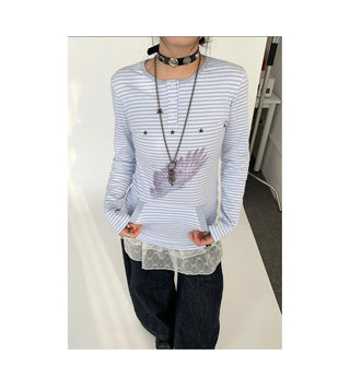 wing print blouse