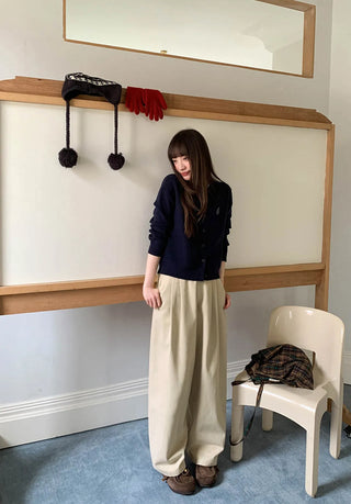solid color pleated pants
