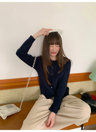 solid color pleated pants