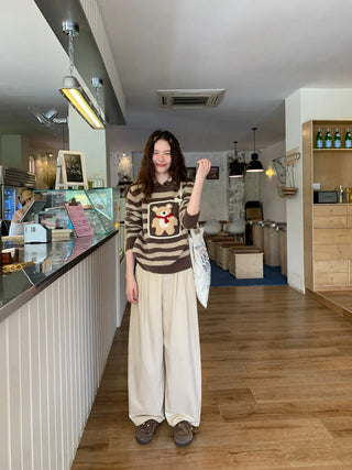 solid color pleated pants