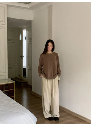 solid color pleated pants