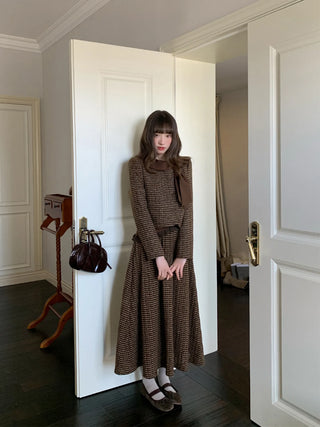 tie-neck coat set