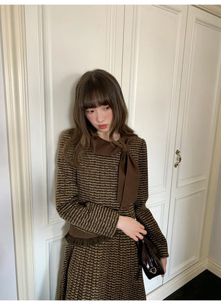 tie-neck coat set