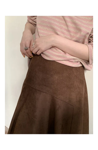 wool pleated skirt