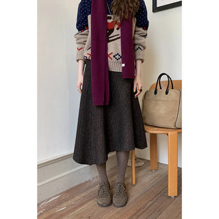 wool pleated skirt