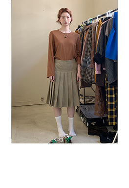 lace-up pleated skirt