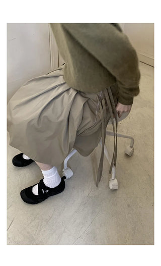 lace-up pleated skirt