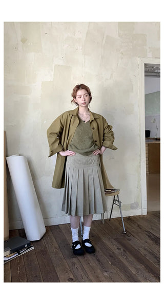 lace-up pleated skirt