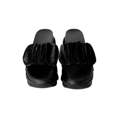 SHINY SEE-THROUGH SHIRRING WIDE HOOP HIP SLIPPERS