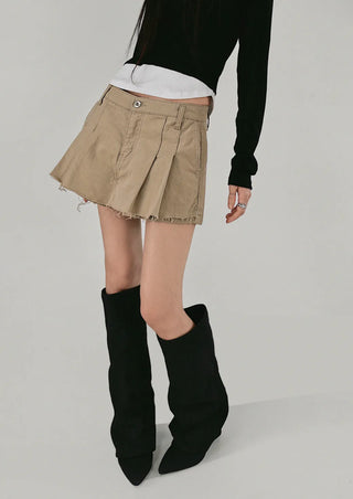 O COLLAR NECK DOUBLE LAYERED V-NECK T-SHIRT