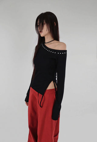 Heel Studded Off Unbalneck Slit Strap Long-Sleeve Knit Shirt