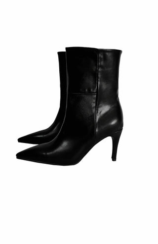 ALL BLACK CHIC STELLETTO ANKLE MIDDLE BOOTS
