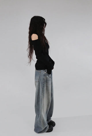 LE SHOULDER SLIT OFF-SHOULDER TURTLENECK KNITWEAR