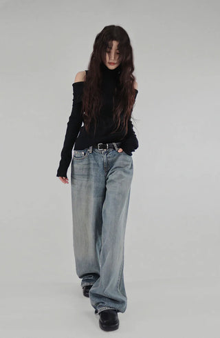 LE SHOULDER SLIT OFF-SHOULDER TURTLENECK KNITWEAR