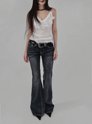 FADING LOW-RISE STITCH RED POINT BOOTCUT JEANS
