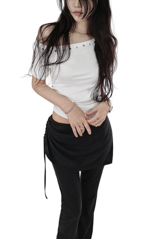 OH STUDDED UNBAL OFF-SHOULDER SHORT SLEEVE TEE