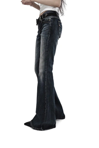 Den Low Waist Curve Pocket Edge Bootcut Denim Jeans