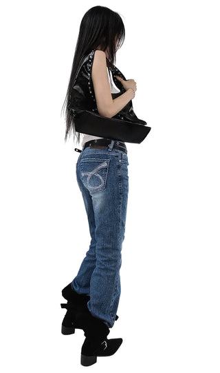 TEACH BACK LOW RISE SCRATCH WASHING REAL BOOTCUT