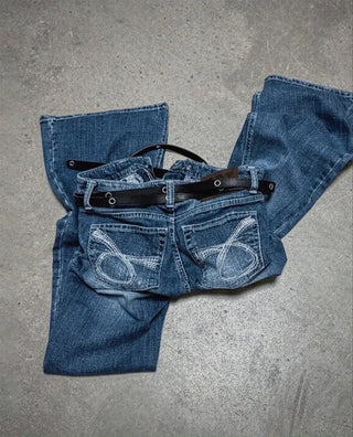 TEACH BACK LOW RISE SCRATCH WASHING REAL BOOTCUT