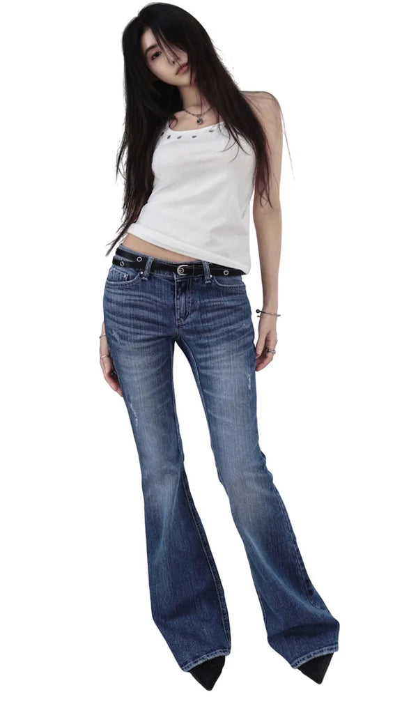 TEACH BACK LOW RISE SCRATCH WASHING REAL BOOTCUT