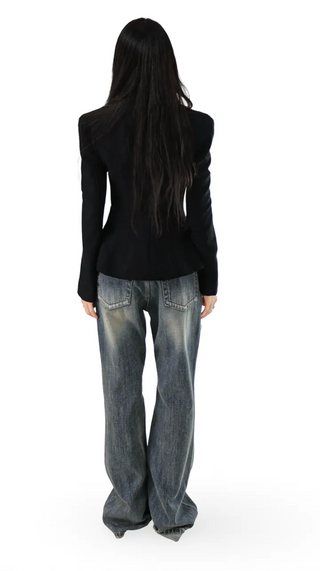 SCULPTED EDGE SLIT BACK OPEN BLACK JACKET