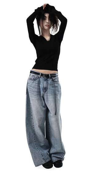 CURVED CUT DOUBLE BACK POCKET WIDE DENIM