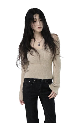 ANGORA SOFT BEIGE FUR HEART NECK KNIT TOP